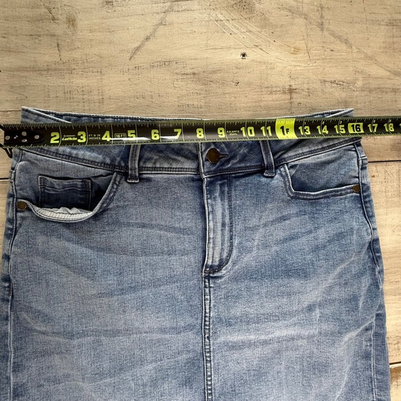 DIP Denim Womens Size 12 Blue Denim A Line Skirt Knee Length Casual EUC - Picture 7 of 7